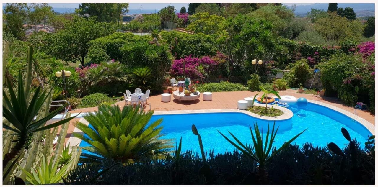 Villa Barbara Giardini Naxos Luaran gambar